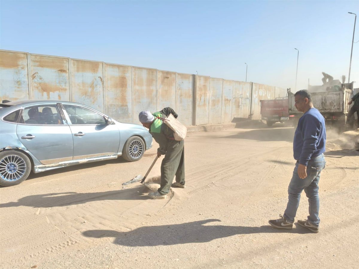 محافظ الجيزة يتابع أعمال رفع كفاءة النظافة والتطوير بكوبري المنيب&nbsp;
