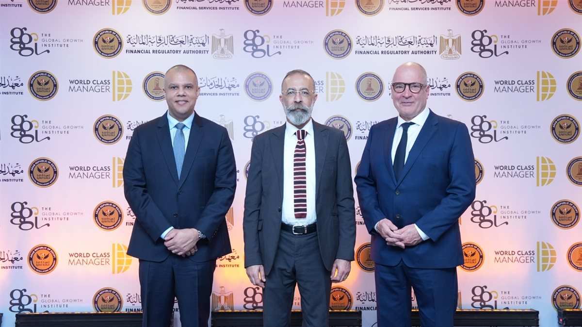 حلقة نقاشية متخصصة حول برنامج القيادة للمستقبل