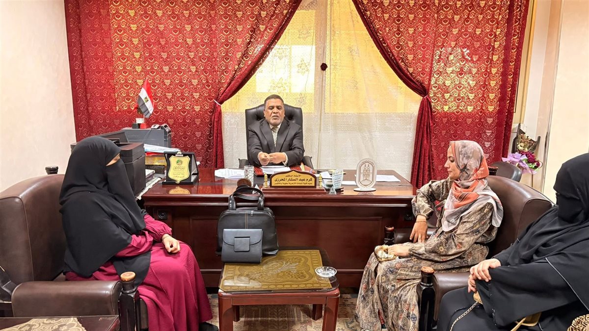 اجتماع كلية البنات الأزهرية بالأقصر&nbsp;