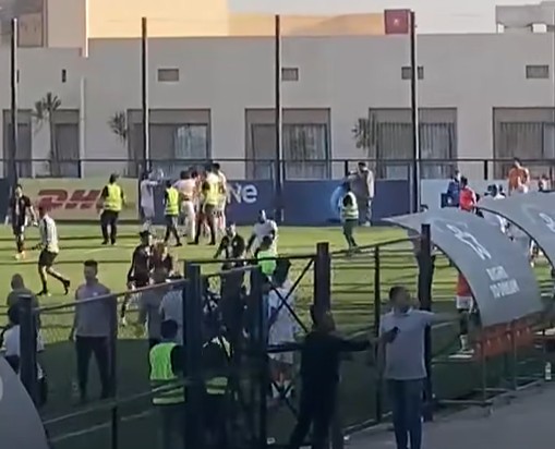 <strong>أدارها حكم أزمة الأهلي وسيراميكا محمود وفا.. مناوشات واشتباكات في مباراة بروكسي ومسار بدوري المحترفين&nbsp;</strong>