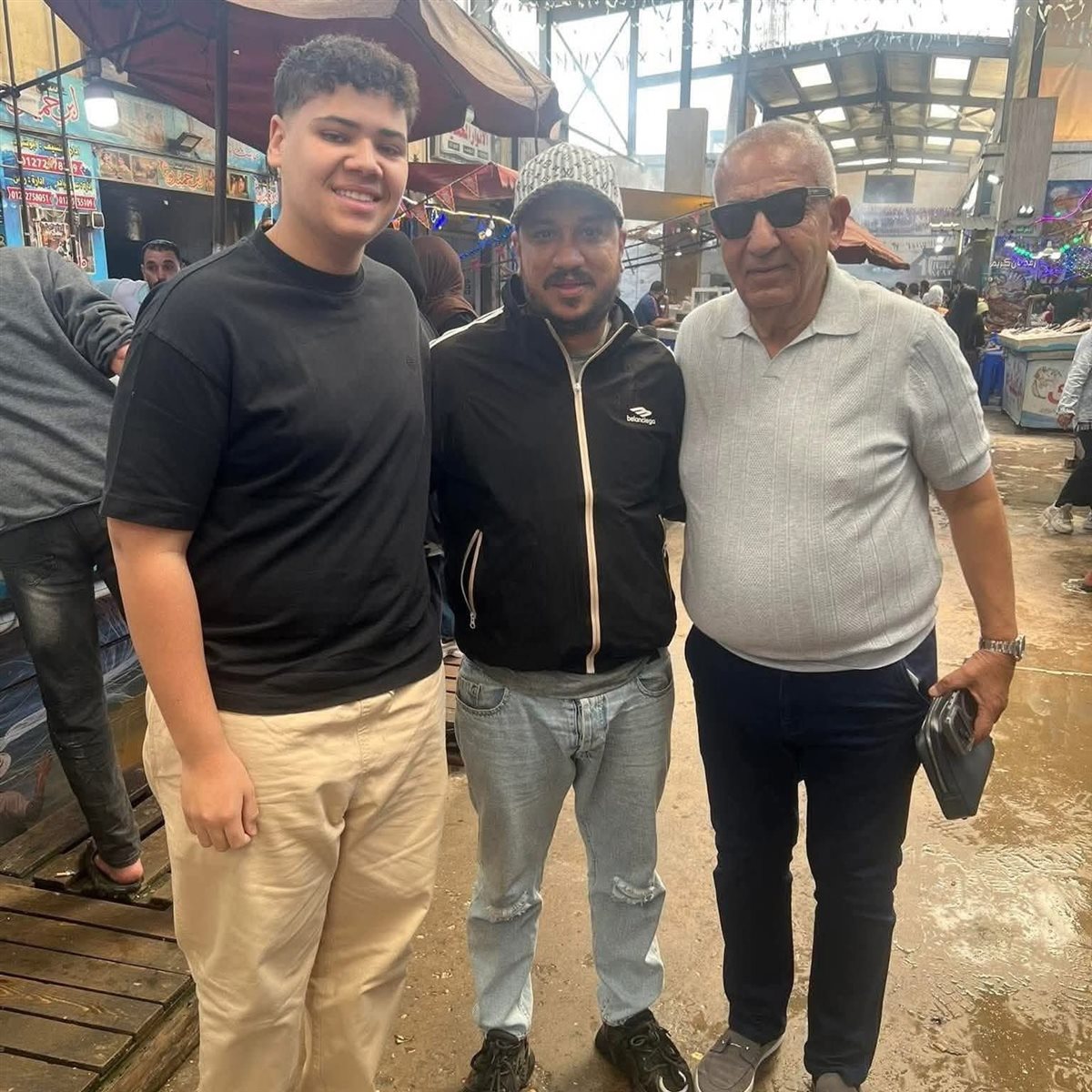 كامل ابو علي يزور سوق الأسماك ببورسعيد&nbsp;