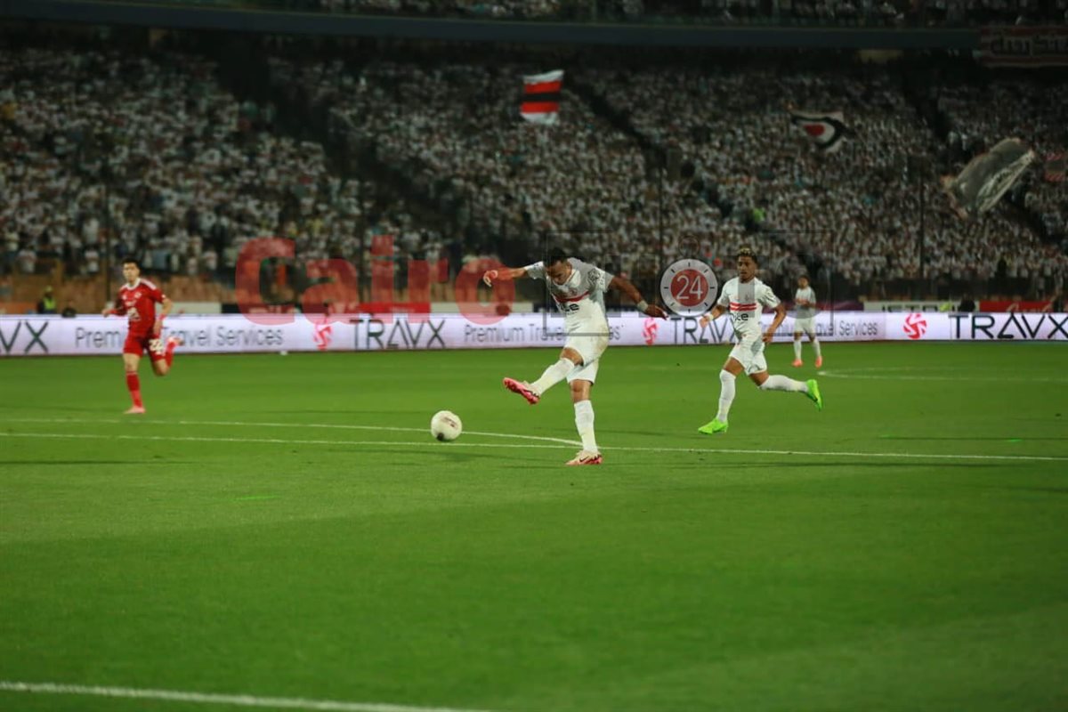 مباراة الأهلي والزمالك في الدوري الممتاز