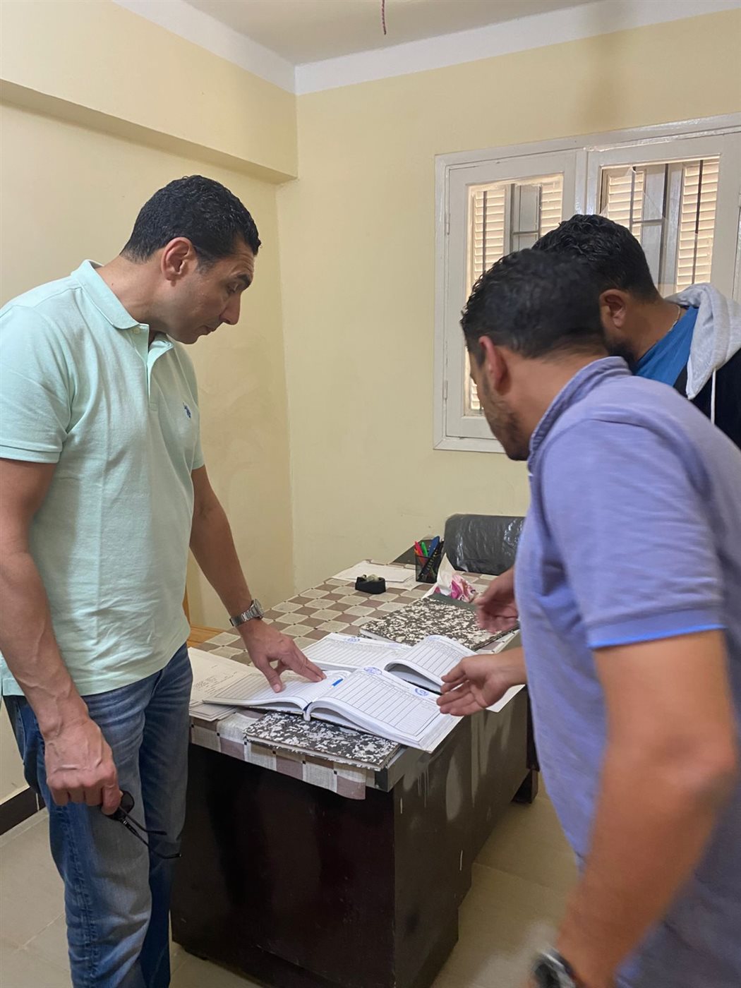 جولة وزير الرياضة في مراكز شباب السويس