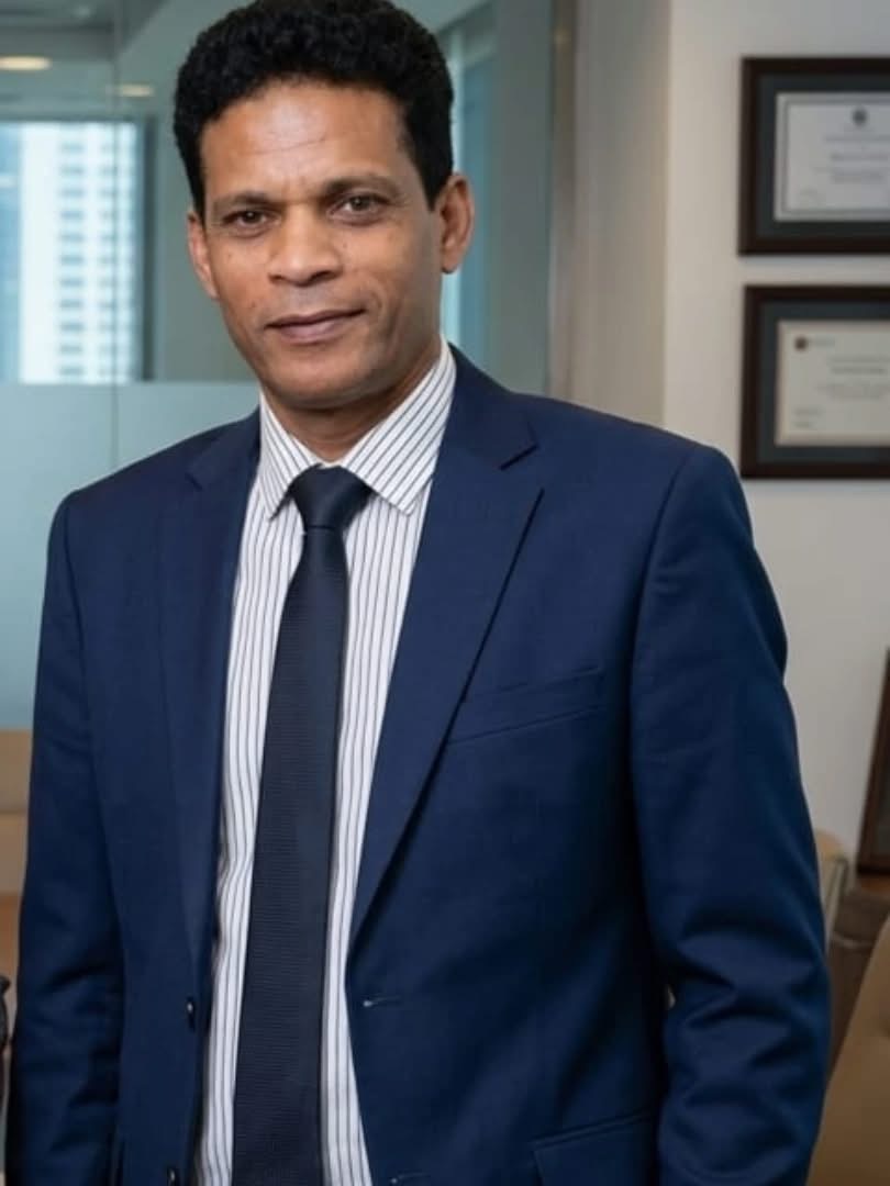 وفاة الكاتب والشاعر سيد العديسي