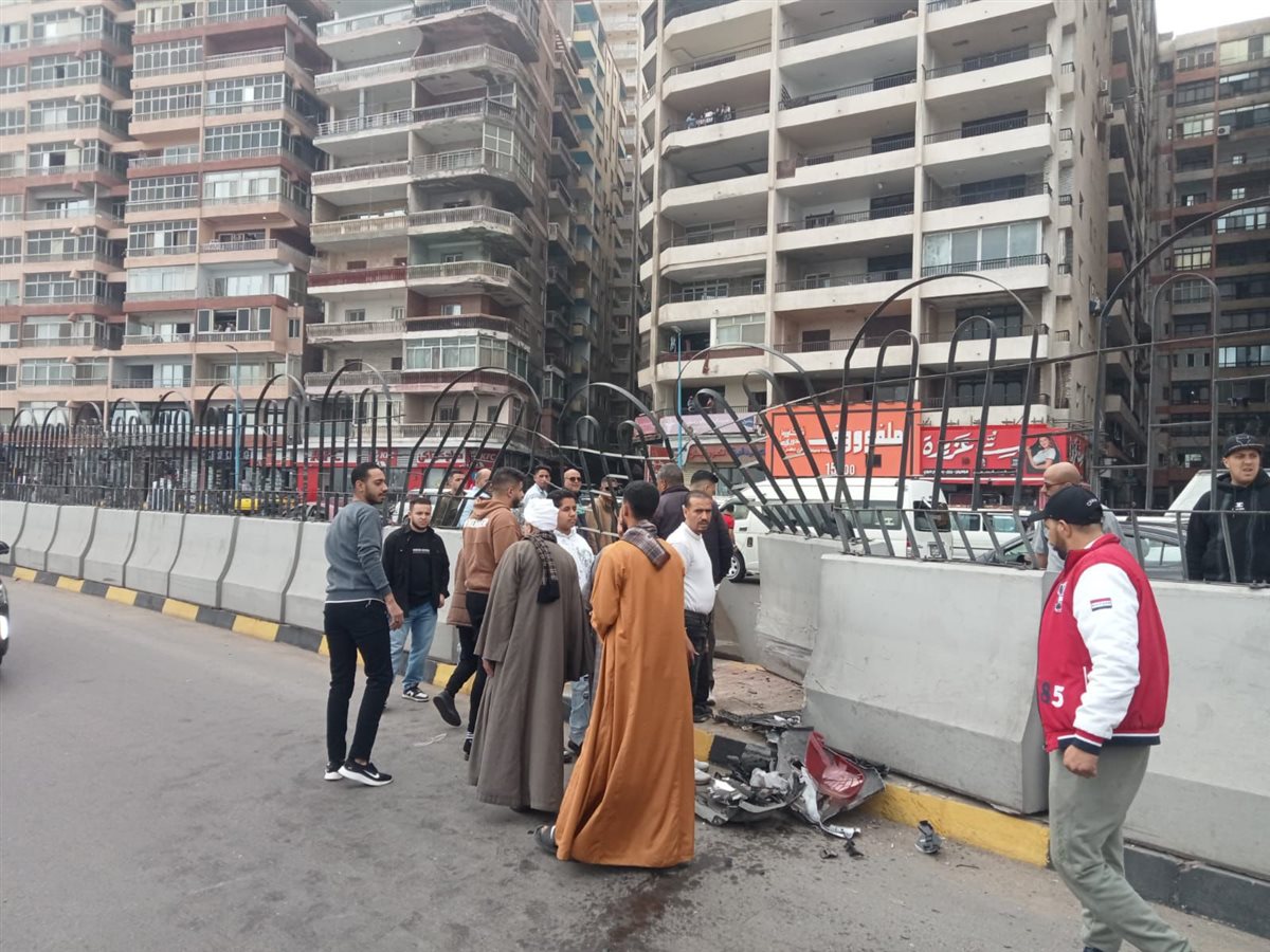 أثار الحادث