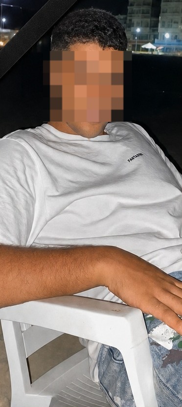 الشاب&nbsp;