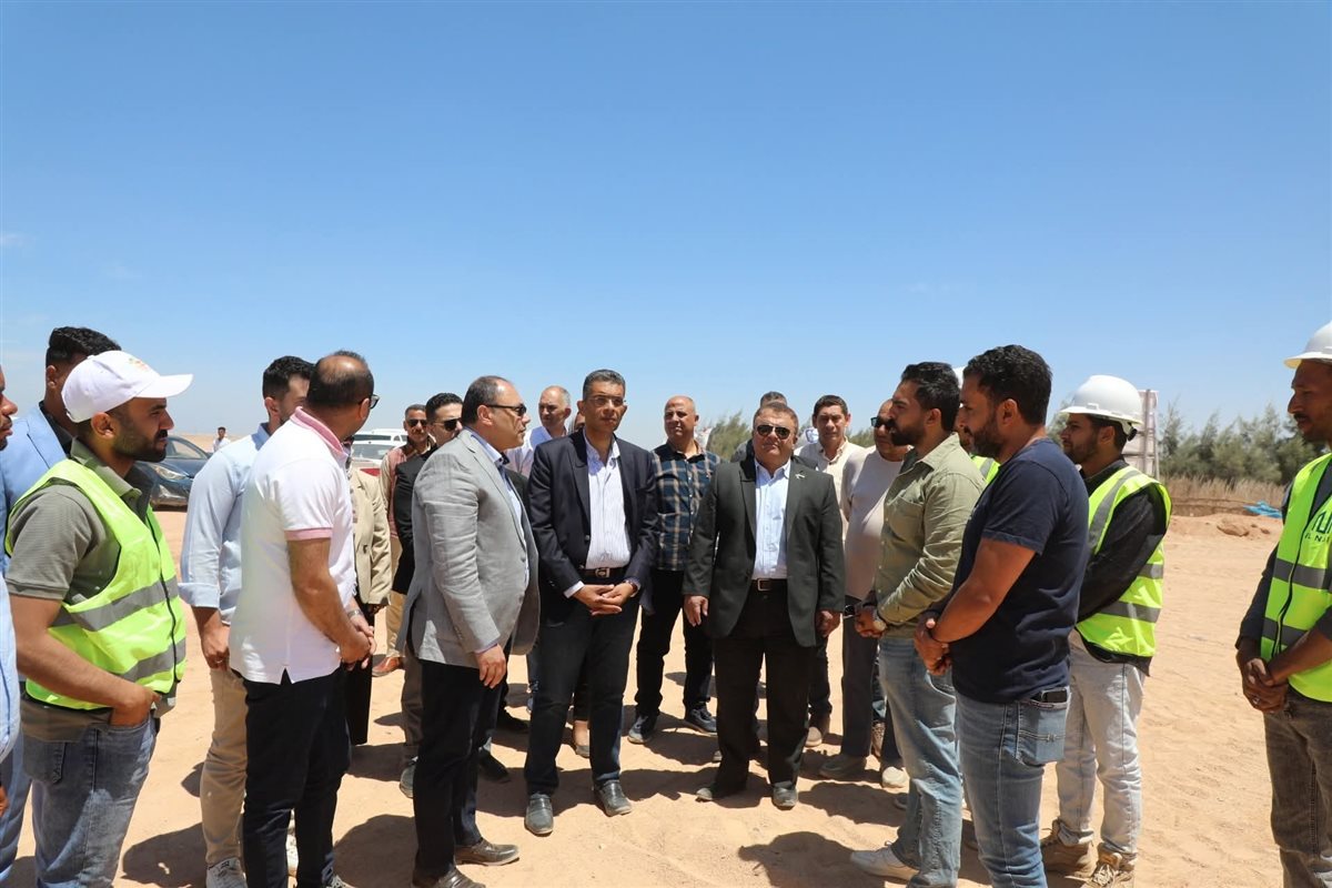 محافظ البحر الأحمر يضع حجر أساس المرحلة الثالثة للجوجوبا 