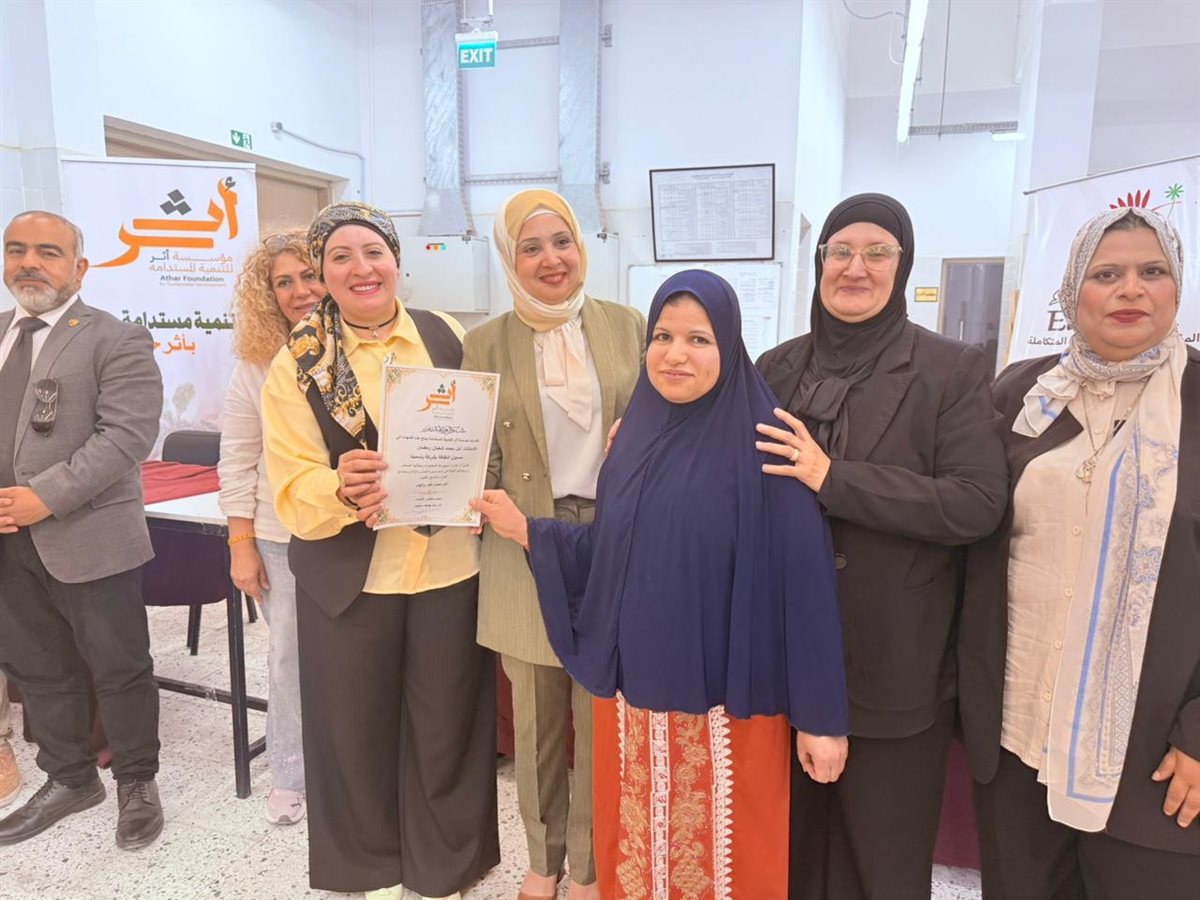 احتفالية لعيد العمال داخل مصنع الغزل والنسيج