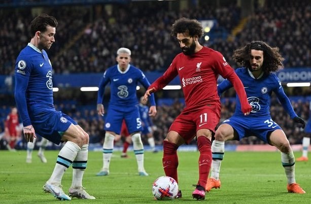 القنوات الناقلة لمباراة ليفربول وتشيلسي بث مباشر