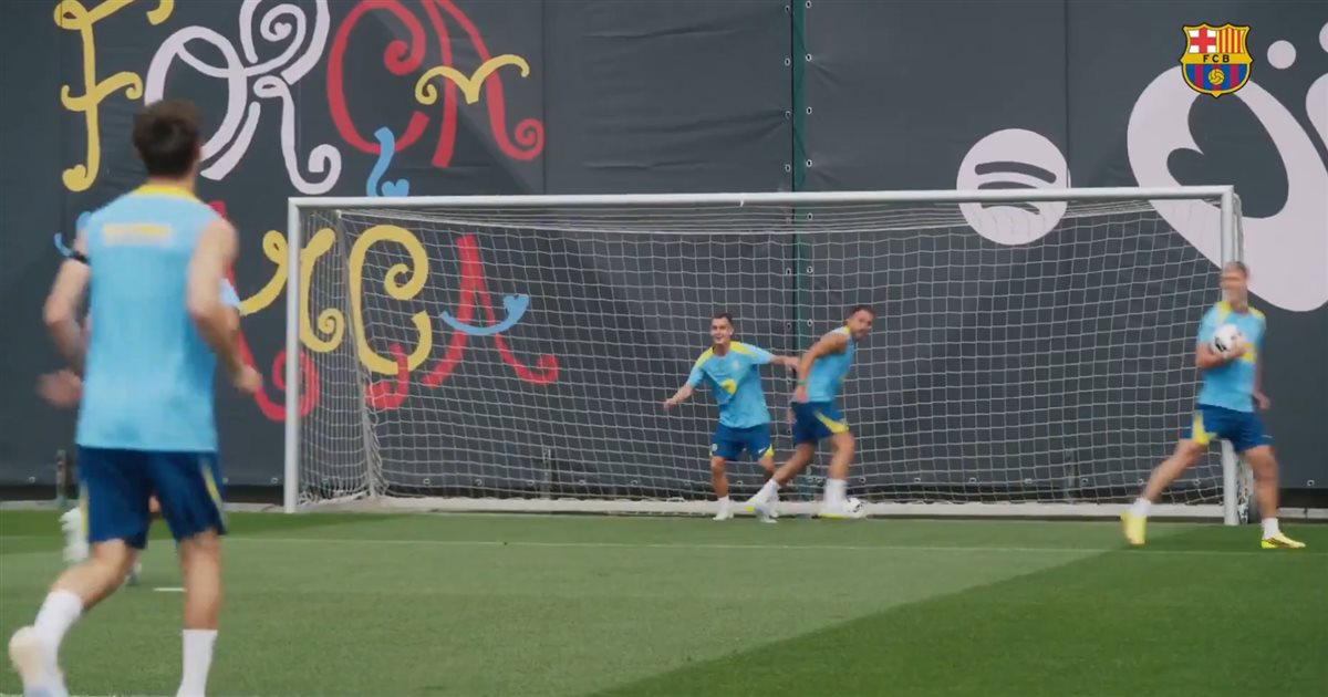لاعبو برشلونة يخوضون تدريبات خاصة بحراسة المرمى قبل الكلاسيكو أمام ريال مدريد الأحد
