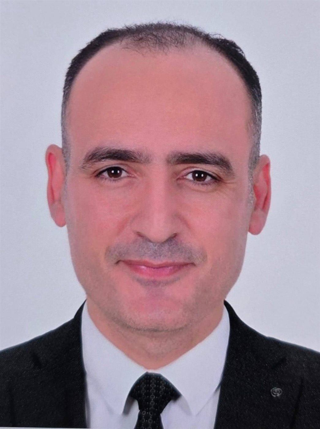 &nbsp;الدكتور أسامة عبد الفتاح