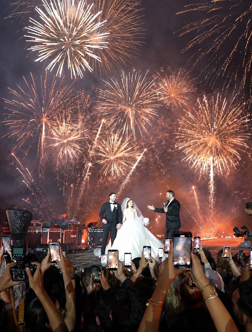 رامي عياش في حفل زفاف ابنة رجل الأعمال باسل سماقية