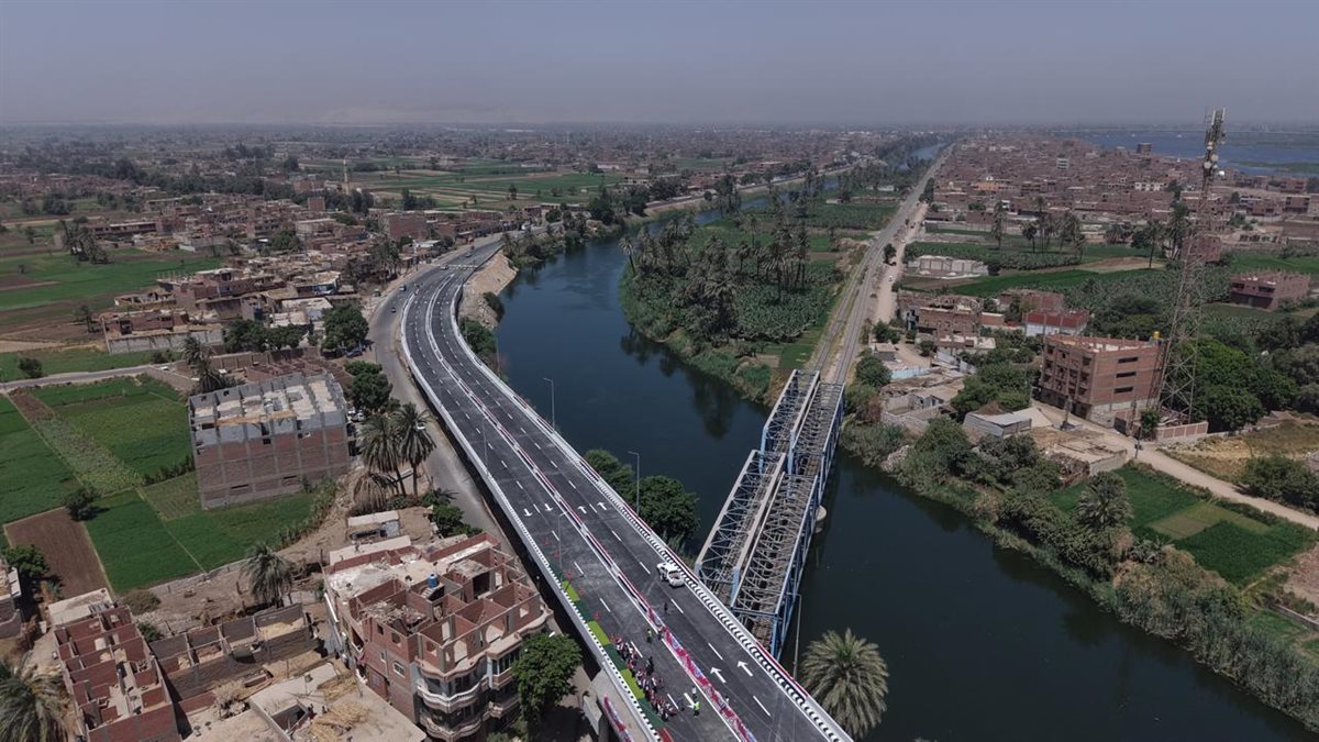 كوبرى أعلى مزلقان أبو شوشة