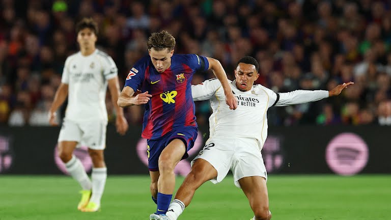 <strong>مباراة ريال مدريد وبرشلونة في الدوري الإسباني</strong>