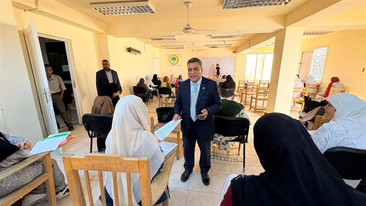 جولة تفقدية لجان اختبارات التخلف لكلية البنات الأزهرية&nbsp;