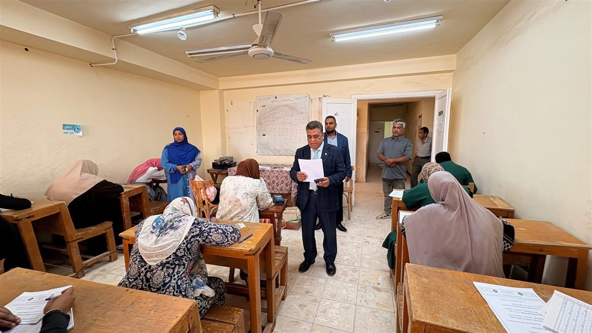 جولة تفقدية لجان اختبارات التخلف لكلية البنات الأزهرية&nbsp;