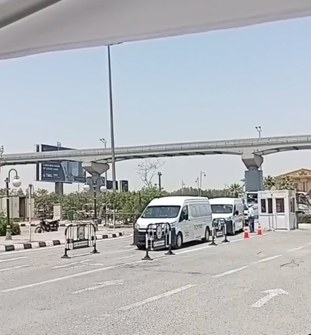 رشوان توفيق أول الحضور.. وصول جثمان الراحل عبد الرحمن أبو زهرة لـ مسجد الشرطة بزايد