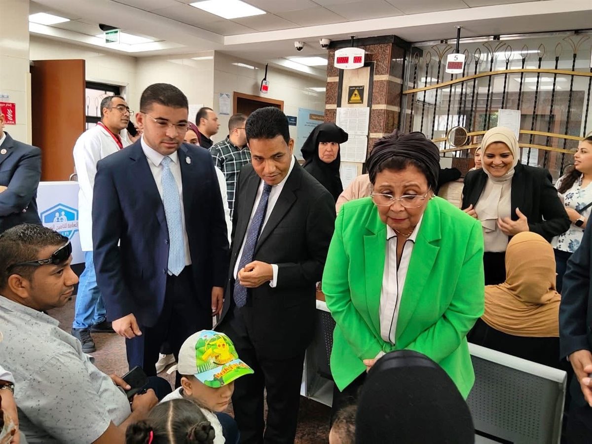 نائب وزير الصحة تزور وحدة طب أسرة العوامية بالأقصر