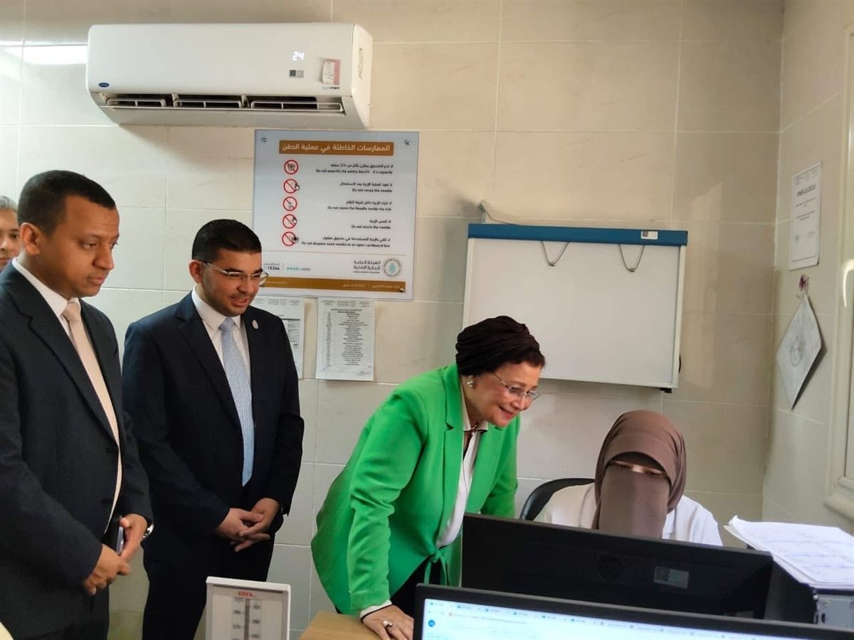 نائب وزير الصحة تزور وحدة طب أسرة العوامية بالأقصر