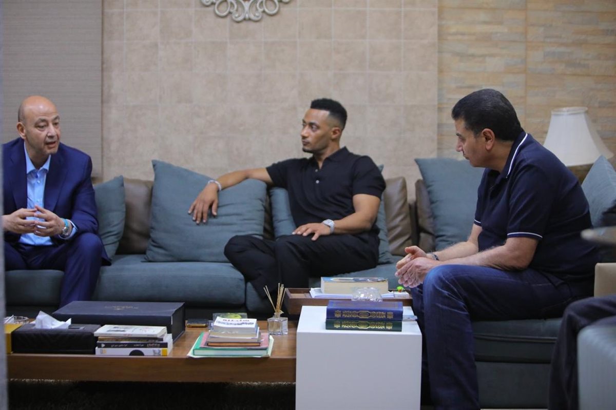 لقطات من كواليس حلقة محمد رمضان وعمرو أديب بعد تصالحهما