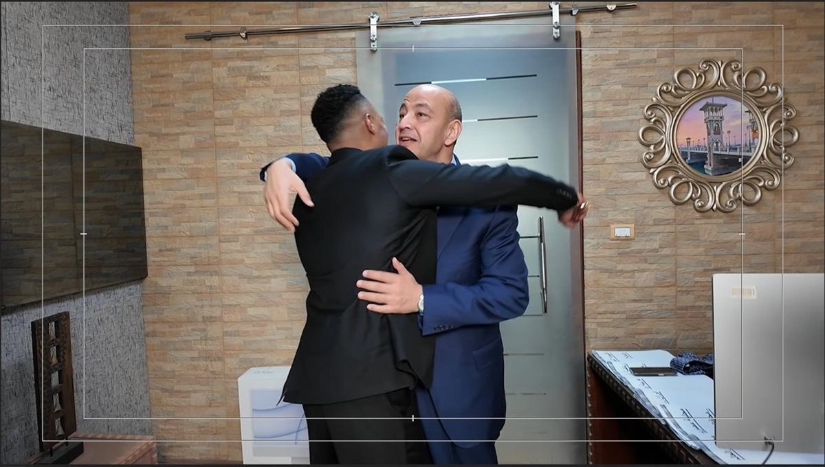 لقطات من كواليس حلقة محمد رمضان وعمرو أديب بعد تصالحهما