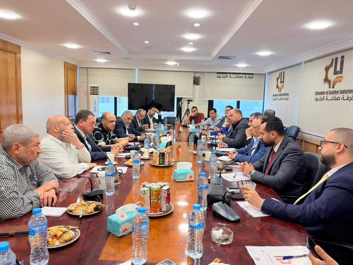 شعب الأحذية والمصنوعات الجلدية