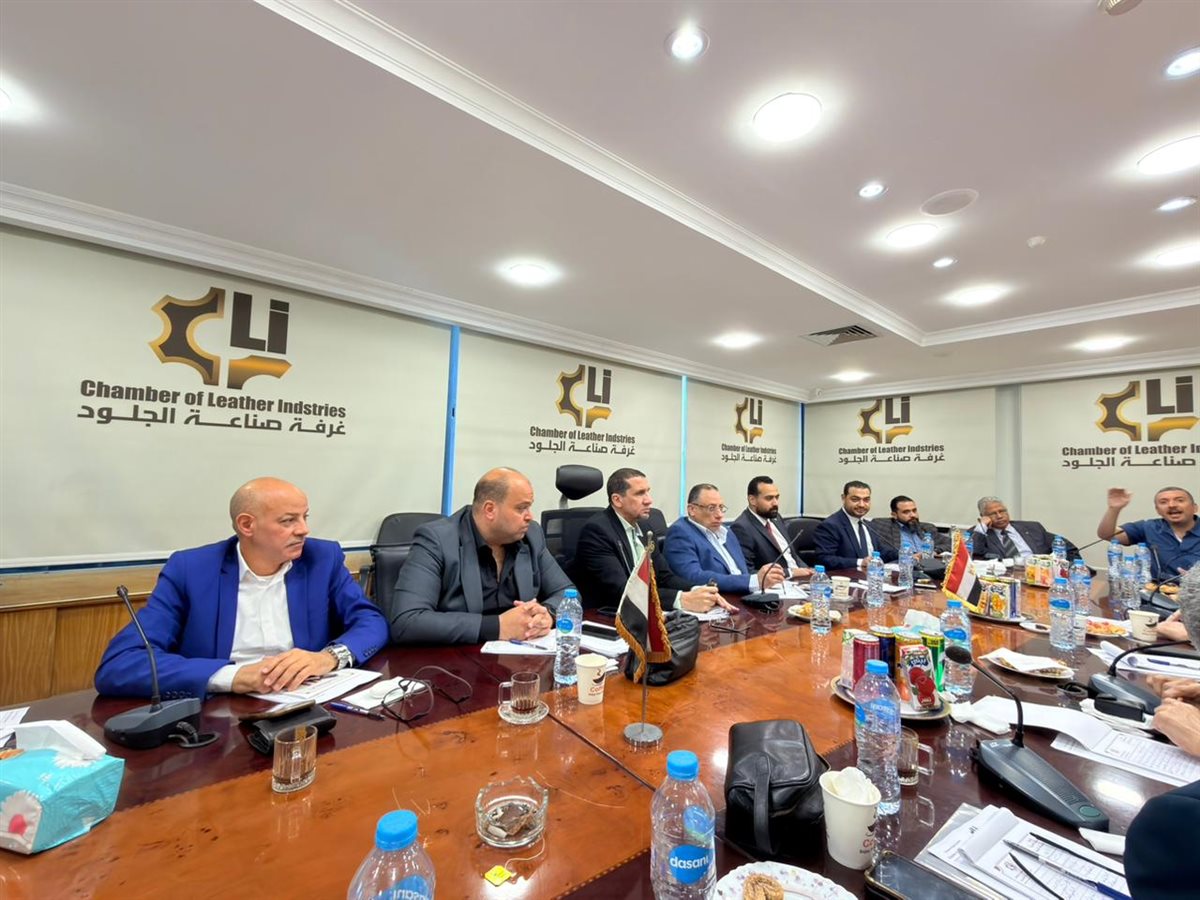 شعب الأحذية والمصنوعات الجلدية