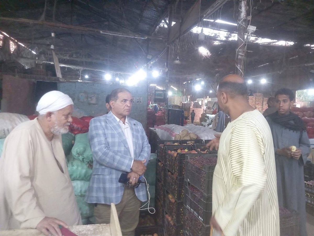 متابعة رئيس مركز إسنا لجهود الإصلاح