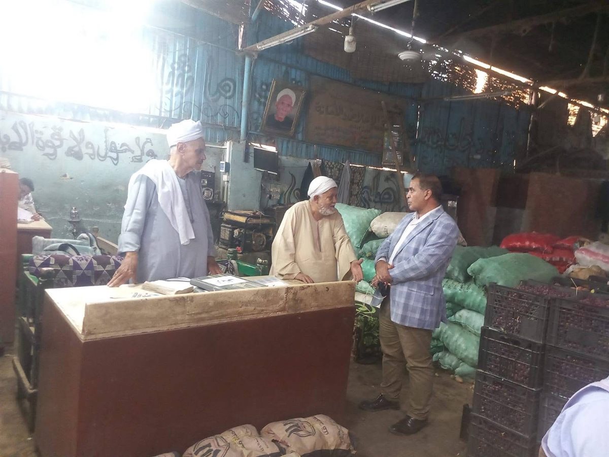 متابعة رئيس مركز إسنا لجهود الإصلاح