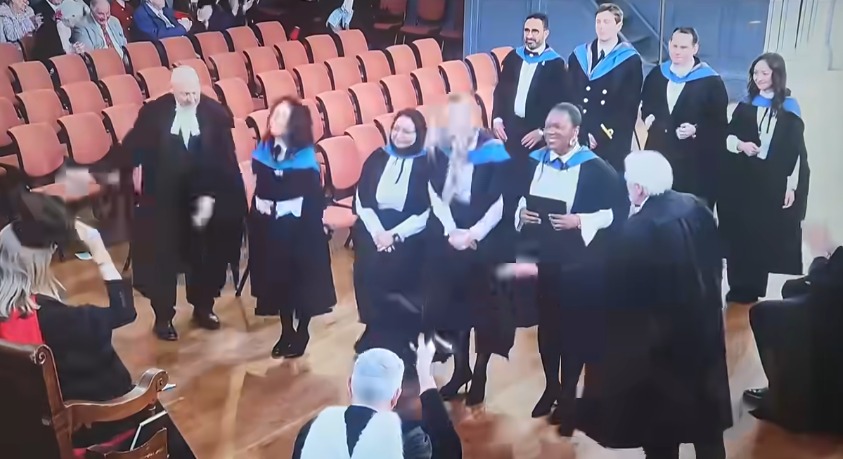 هبة راشد رئيس مجلس أمناء مؤسسة مرسال تحصل على الماجستير من جامعة أكسفورد