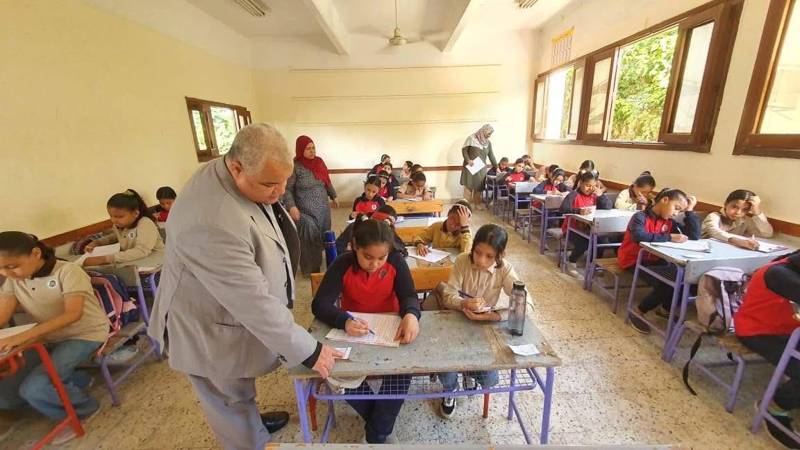 جولة وكيل تعليم الأقصر لتفقد الإمتحانات&nbsp;