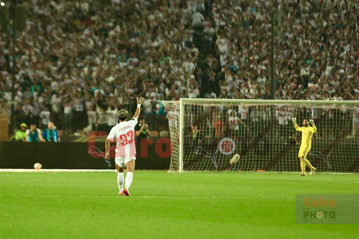 مباراة الزمالك واتحاد العاصمة الجزائري في نهائي&nbsp;الكونفدرالية&nbsp;