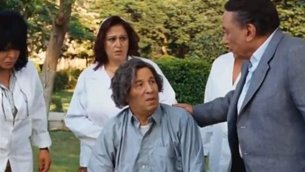 مشهد عادل إمام مع سعيد صالح في فيلم زهايمر
