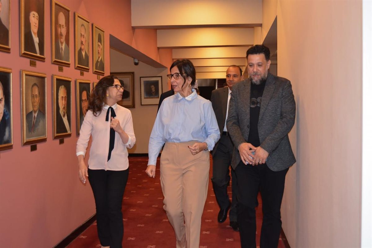 وزيرة الثقافة جيهان زكي