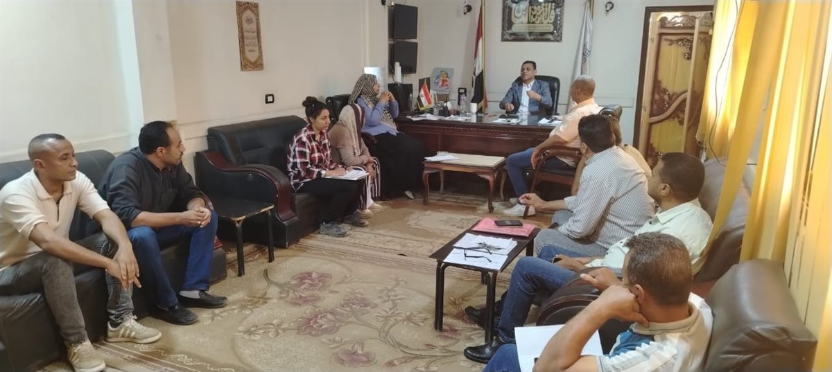 لقاء رئيس مركز أرمنت بالمواطنين&nbsp;