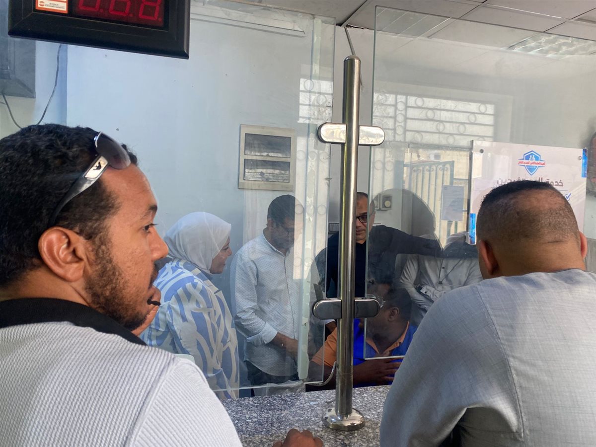 افتتاح منفذ جديد للتأمين الصحي الشامل بمجلس مدينة القرنة