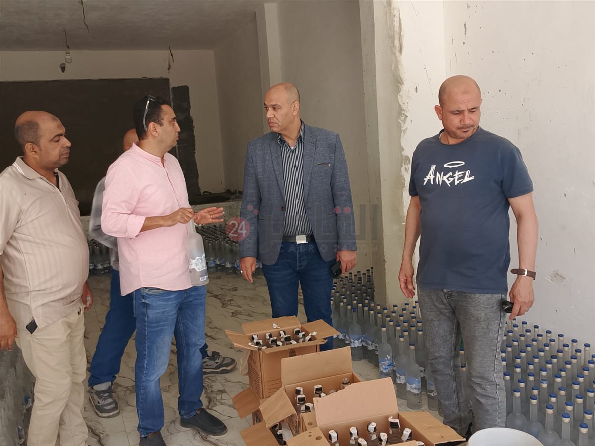 ضبط مخزن غير مرخص لإعادة تدوير الخمور