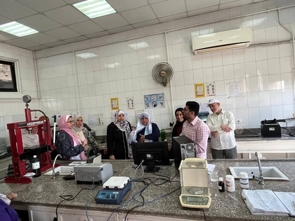 كلية الصيدلة بنات جامعة الأزهر