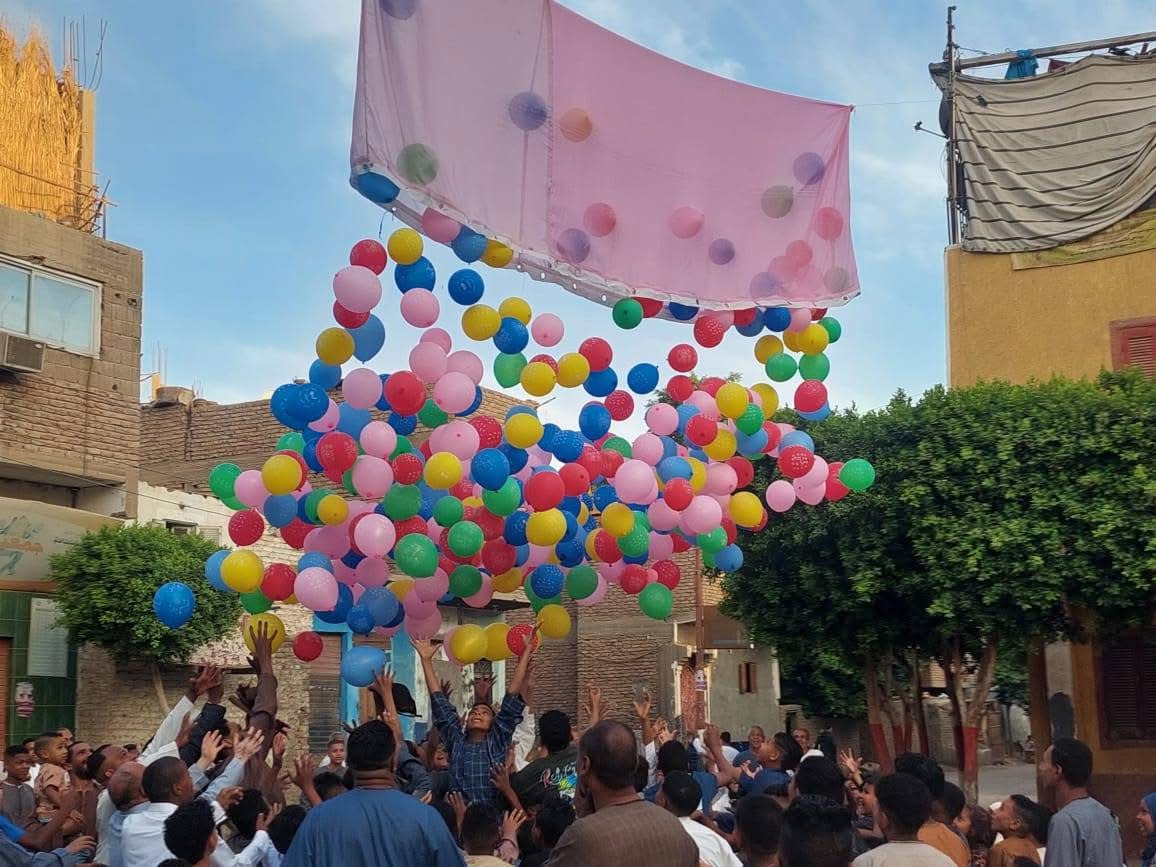 أجواء إحتفالية مبهجة بالعيد