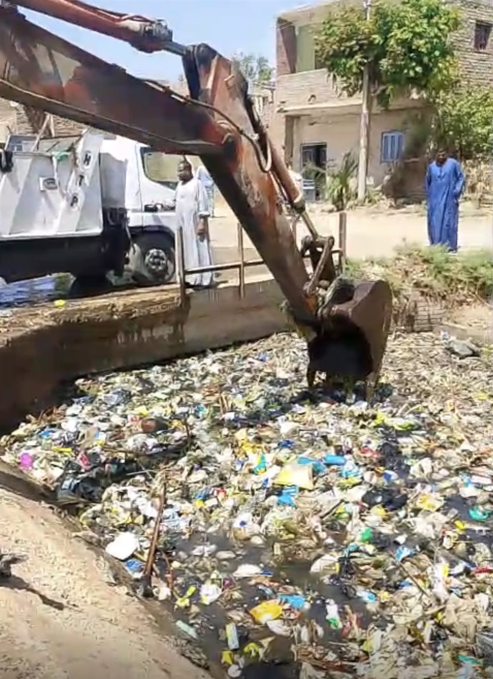 تحرك عاجل لإنقاذ ترعة الفضلية بالأقصر&nbsp;