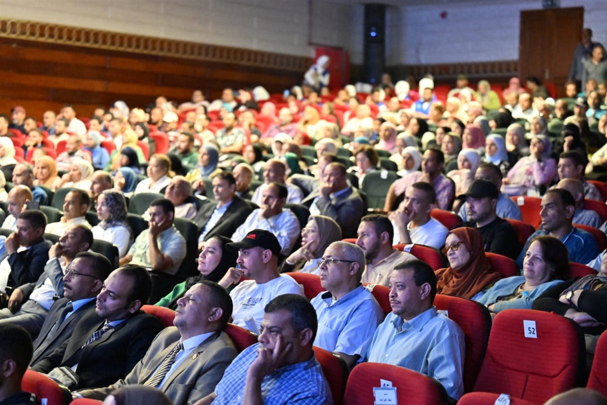 وزيرة الثقافة ومحافظ المنيا يفتتحان الملتقى الإقليمي لأدباء وسط الصعيد