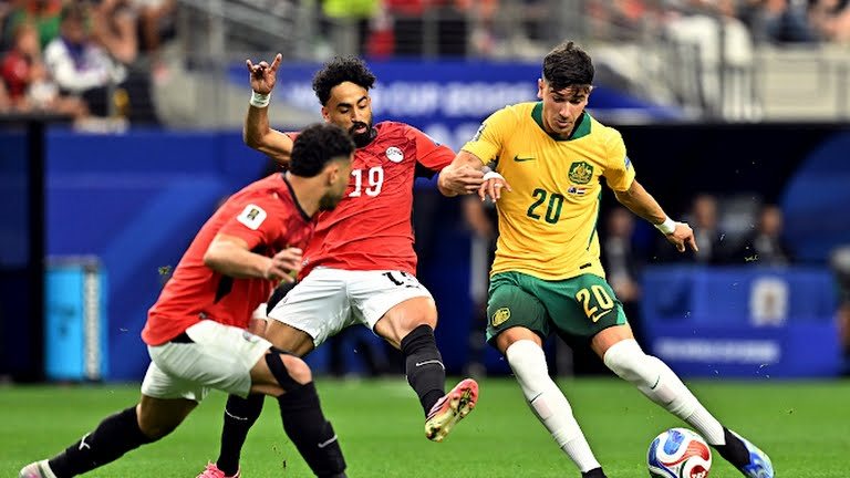 بث مباشر الشوط الثاني لمباراة مصر وأستراليا