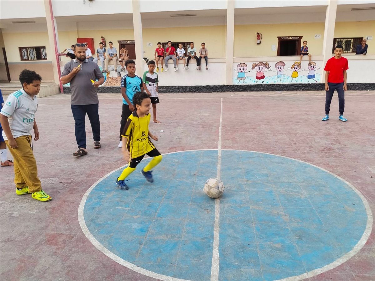 محاكاة كأس العالم في مدرسة بالأقصر