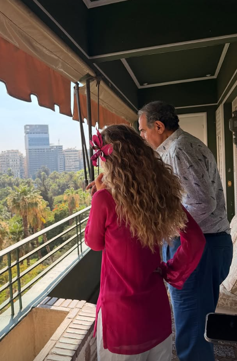 الفلسطينية إليانا تزور منزل عبد الحليم حافظ