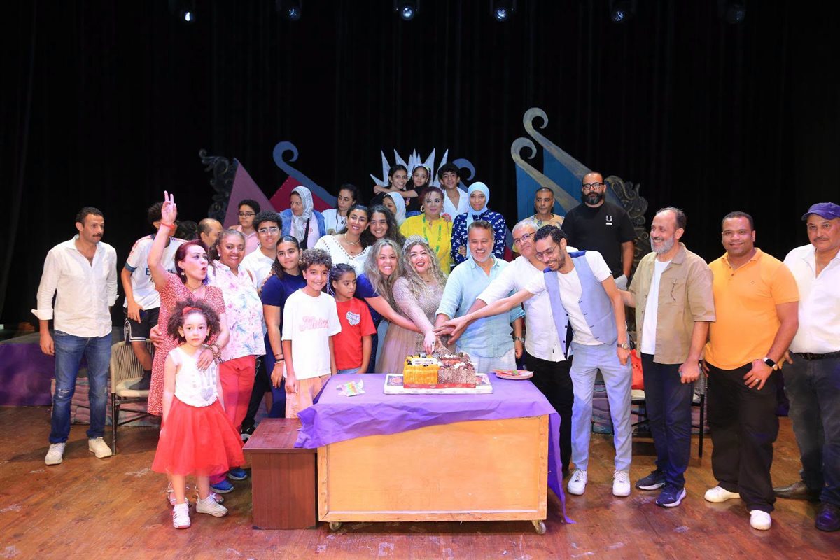 إيهاب فهمي رئيس البيت الفني للمسرح في جولة تفقدية بمسارح الإسكندرية