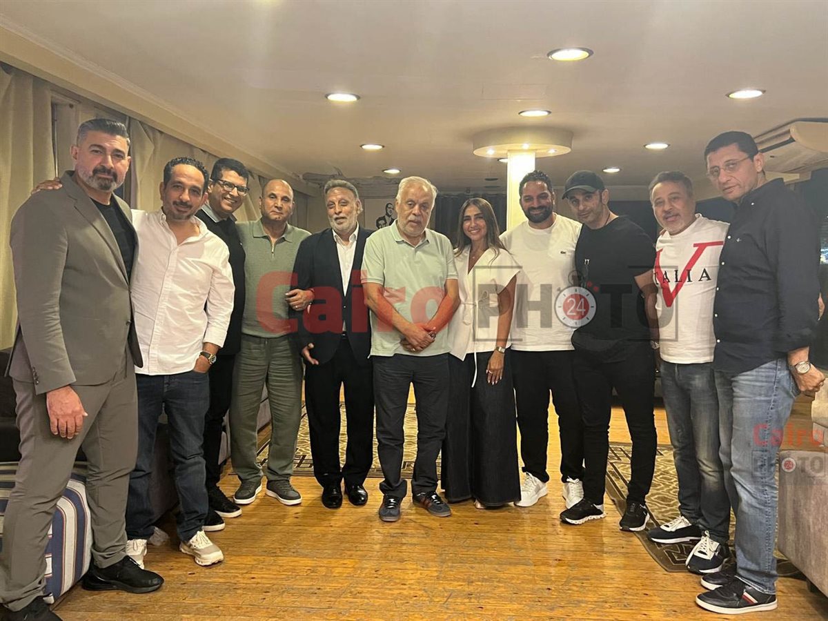 لقطات من اجتماع أشرف زكي ومسعد فودة وياسر جلال مع منتجي الدراما