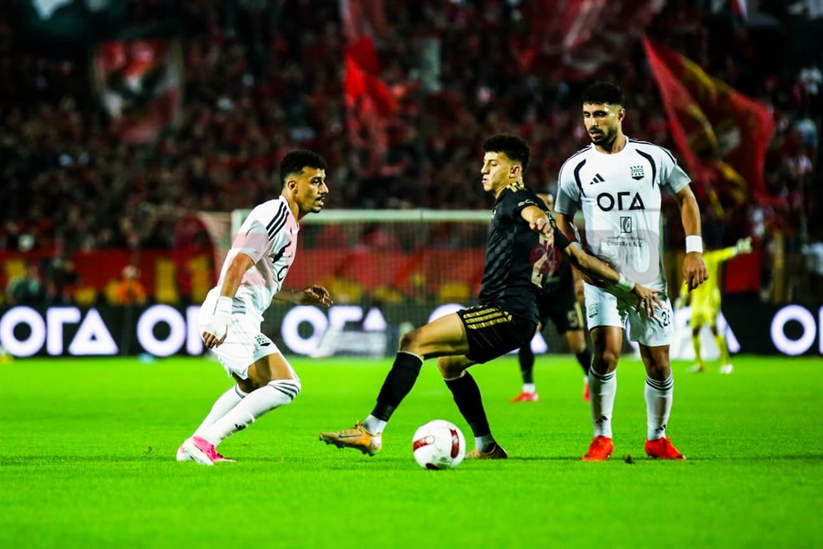 مباراة الأهلي وزد في الدوري الممتاز