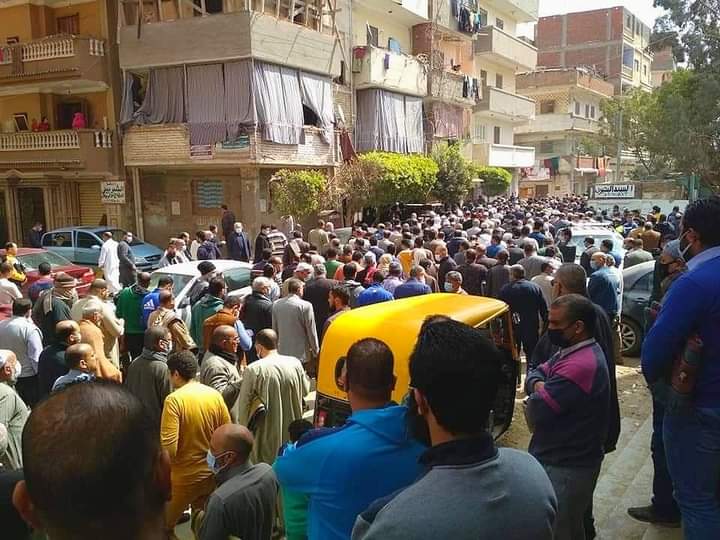 da90fe28-4cce-49a3-8246-a43a7487534c