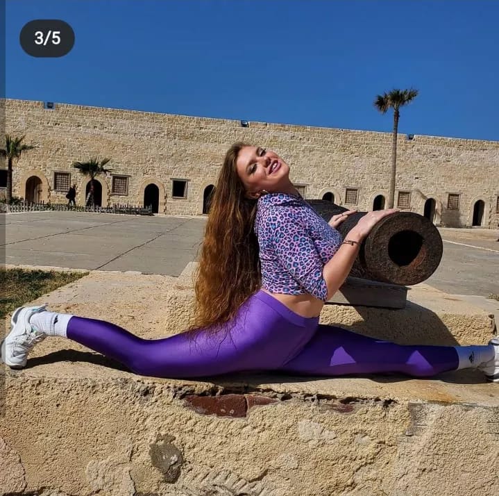 f040f0fa-4efc-4ce0-95e2-3361904597be