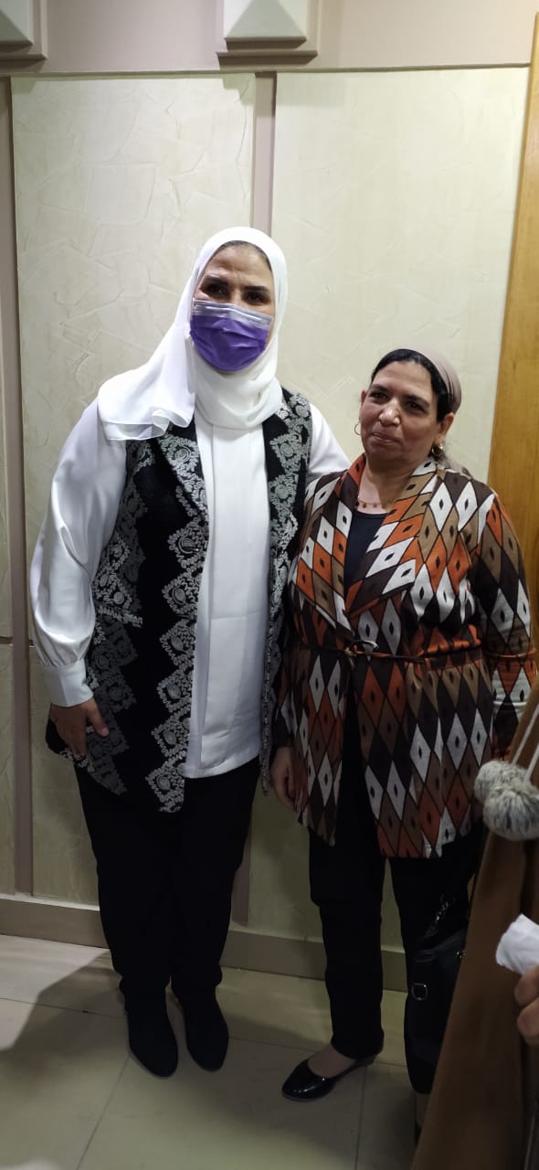 81b79db2-bff2-4472-9403-e7ae83fbf3f6